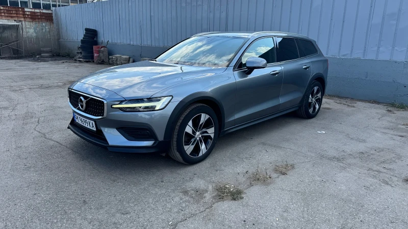 Volvo V60 Cross Country, 2019